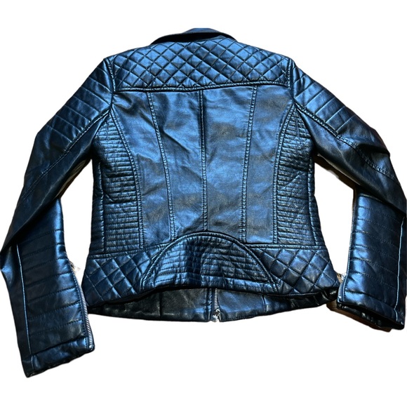 COPY - AFTF Basic Outerwear Black Moto Biker Jacket Women Size Small Zippers EUC - Picture 2 of 4